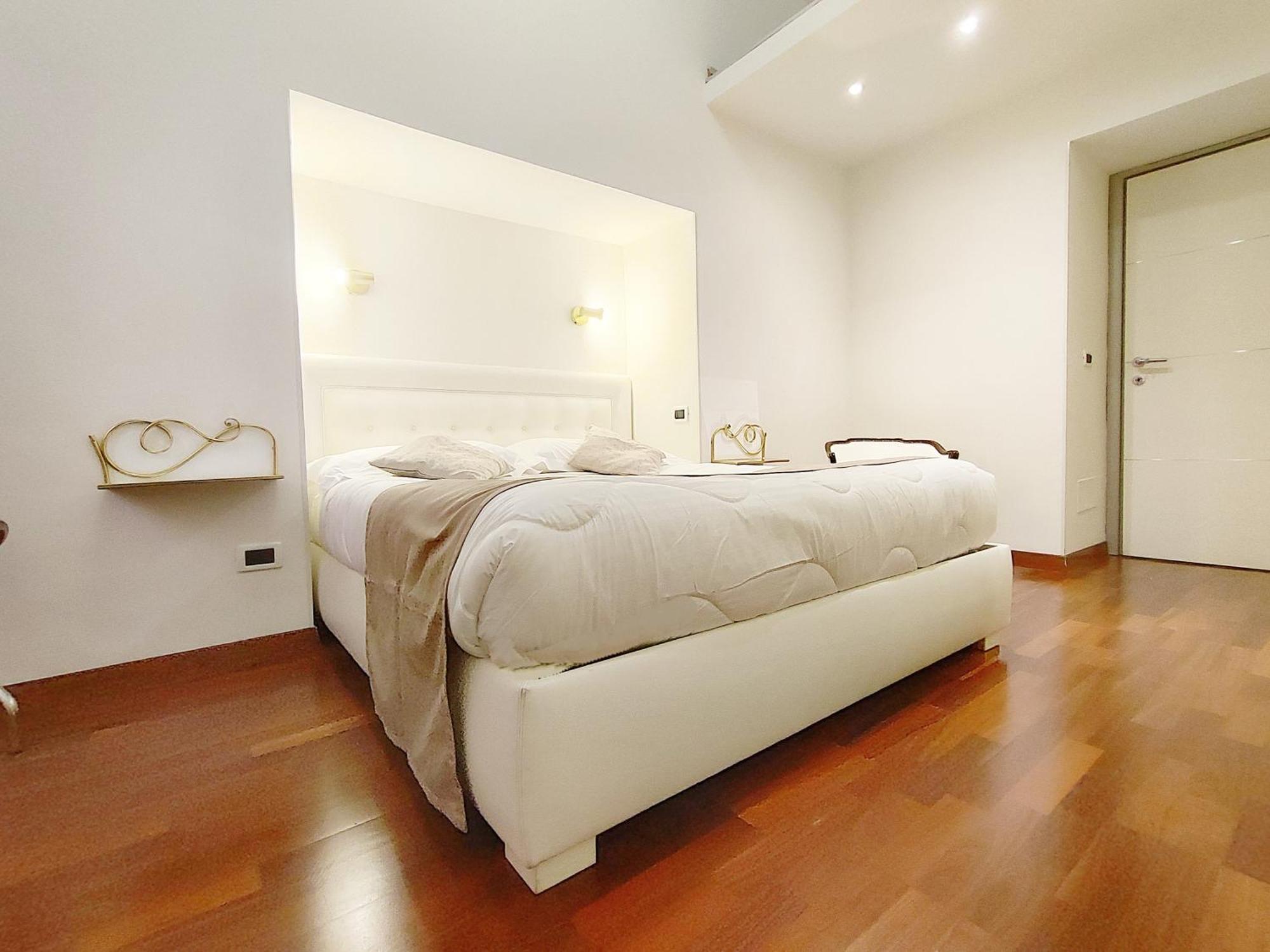 In Style Colosseum Apartment *