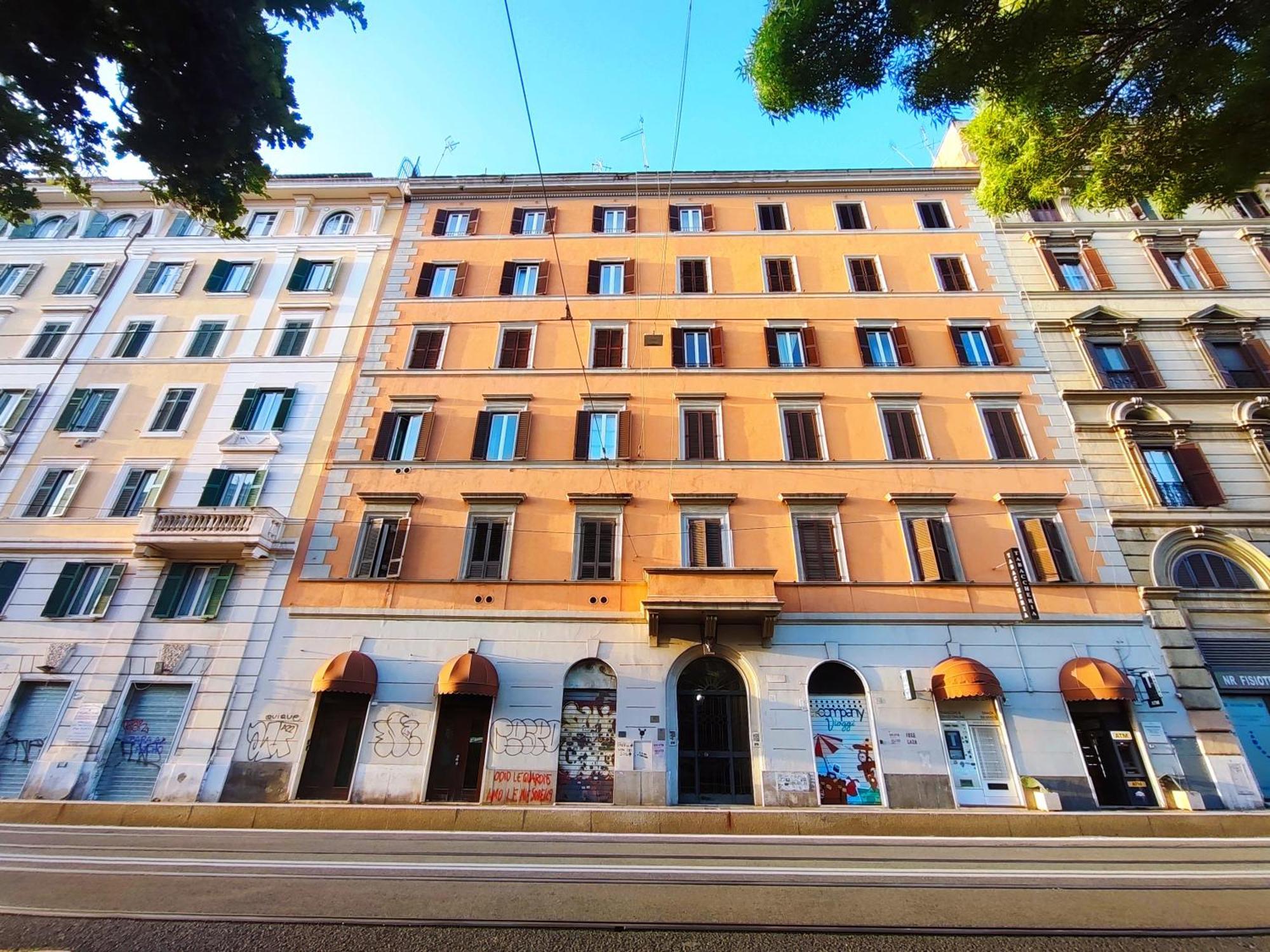 Apartment In Style Colosseum