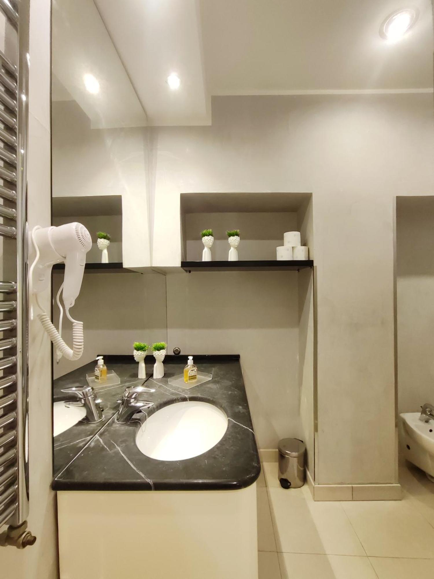 Apartment In Style Colosseum